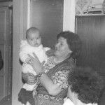 Со старшей внучкой Наташей (5 месяцев). 1990 год